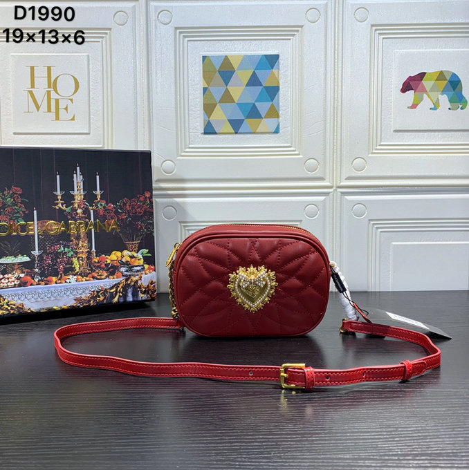 Wholesale Cheap Dolce & Gabbana Leather Small Devotion Bags‎ for sale