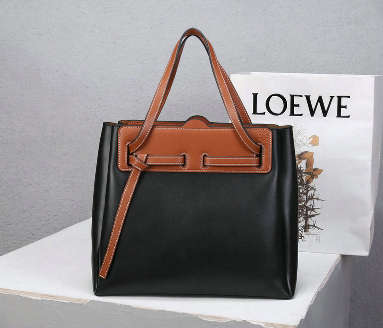 Wholesale Cheap Loewe AAA Handbags for Sale