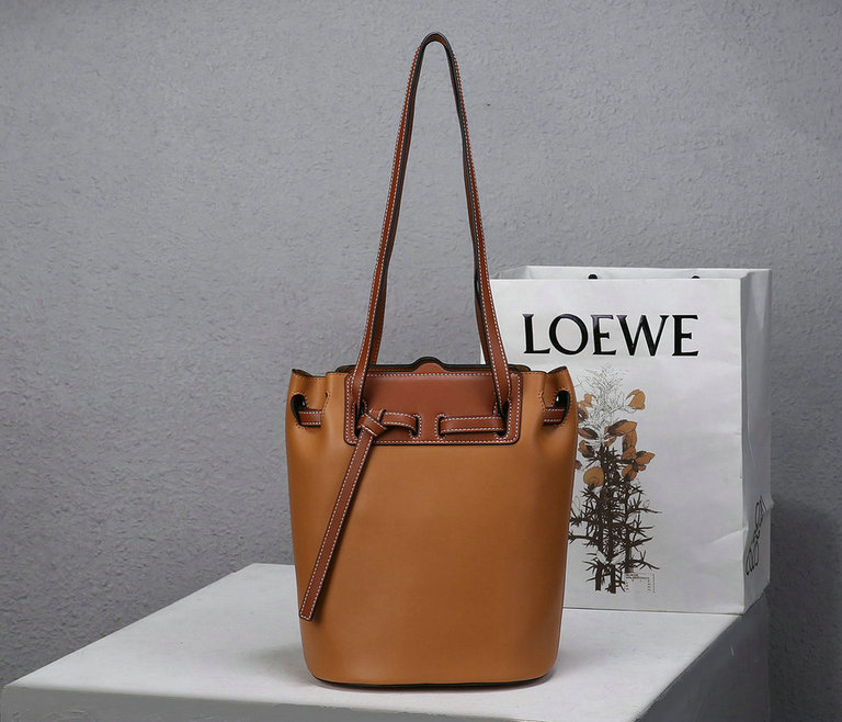 Wholesale Cheap Loewe AAA Handbags for Sale