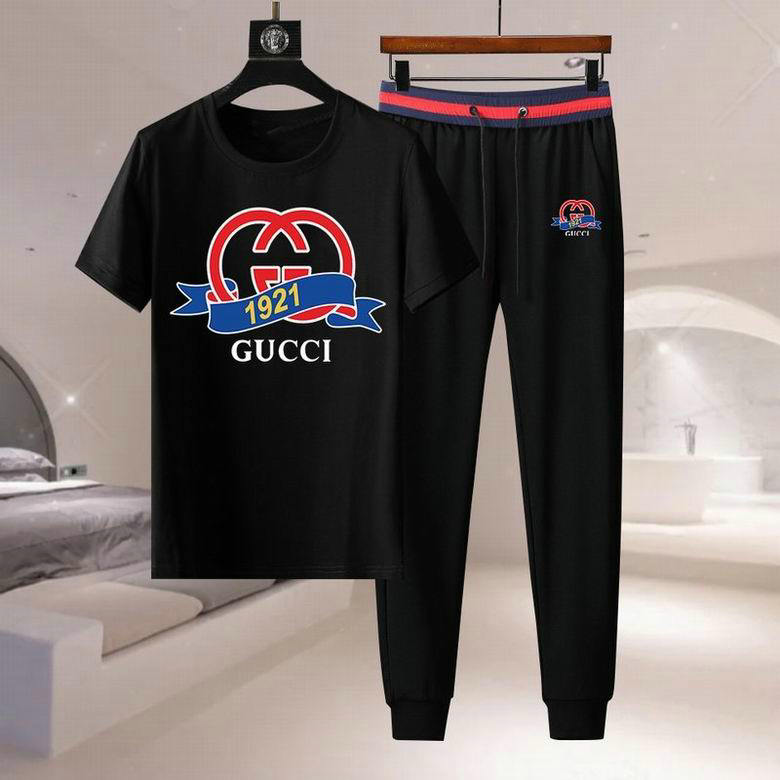Wholesale Cheap G ucci Short Sleeve Tracksuits for Sale