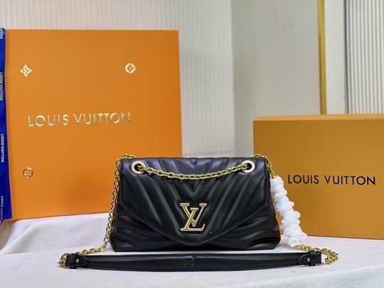 Wholesale Cheap Louis Vuitton LV New Wave Chain Bags for Sale