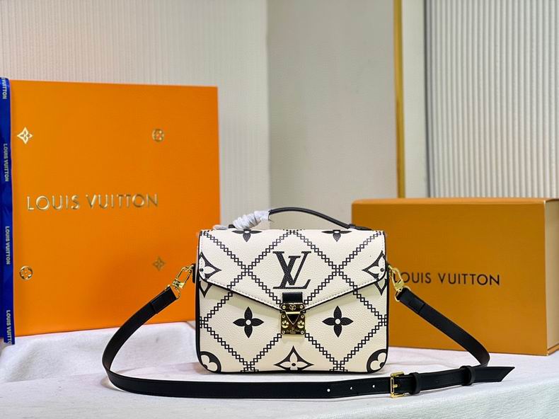 Wholesale Cheap Louis Vuitton Pochette Metis shoulder bag for Sale