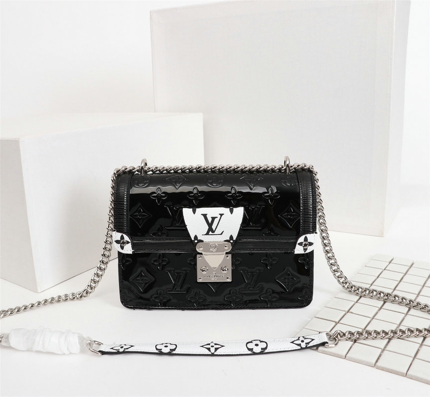 Wholesale Cheap Louis Vuitton Wynwood Monogram Vernis Leather Bags for Sale
