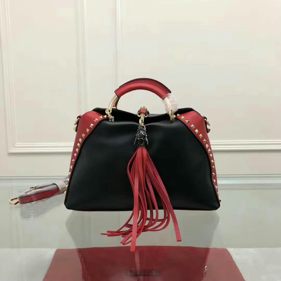Wholesale Cheap Valentin o AAA Handbags for sale