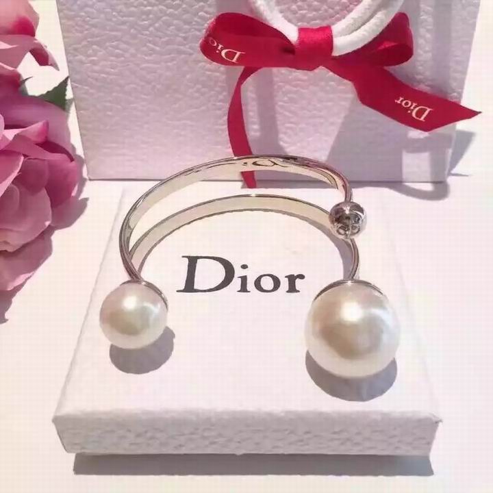 Wholesale Christian Dior Bracelets Replica-048