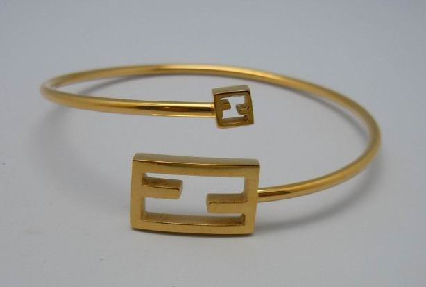 Wholesale Fashion Replica Fendi Bracelets-038
