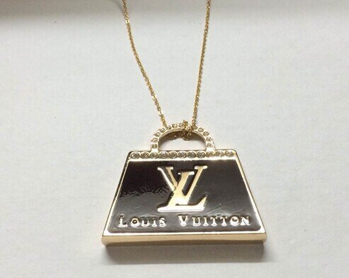 Wholesale Louis Vuitton Replica Necklace for women-008