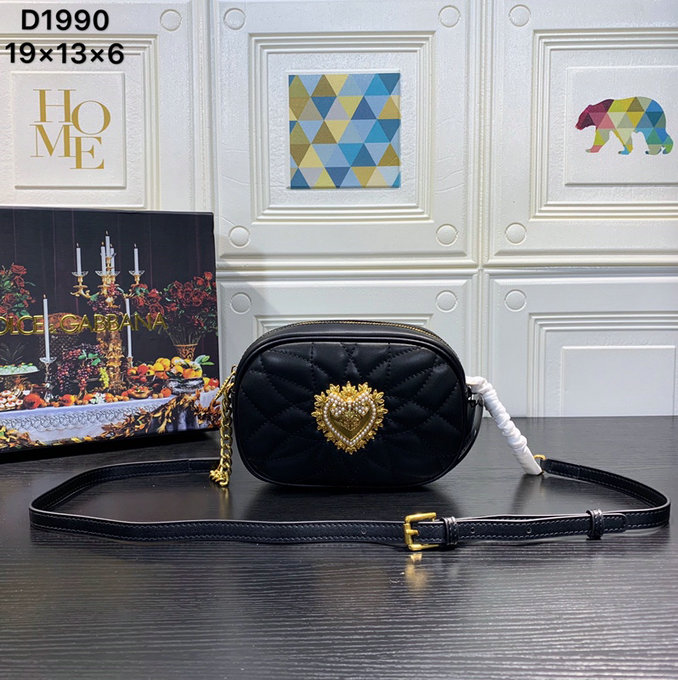 Wholesale Cheap Dolce & Gabbana Leather Small Devotion Bags‎ for sale