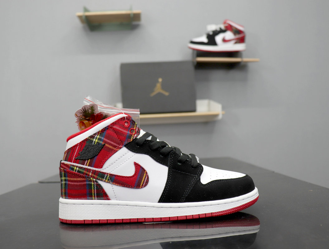 Air Jordan 1 Retro High OG CD UNC Patent 0461-401