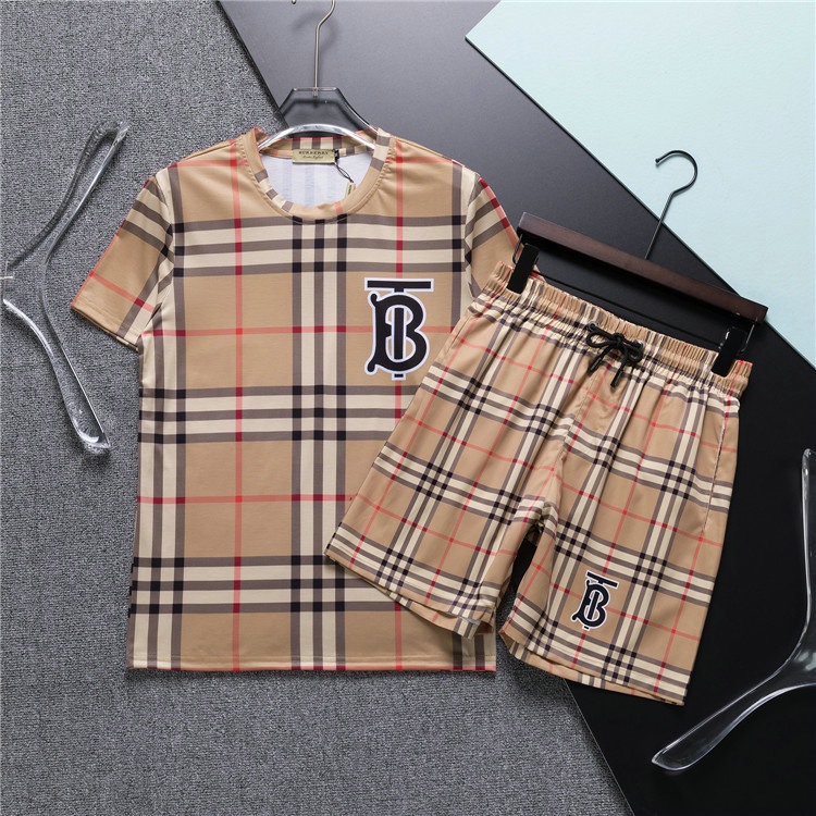 Wholesale Cheap B urberry Short Sleeve Men Tracksuit for Sale