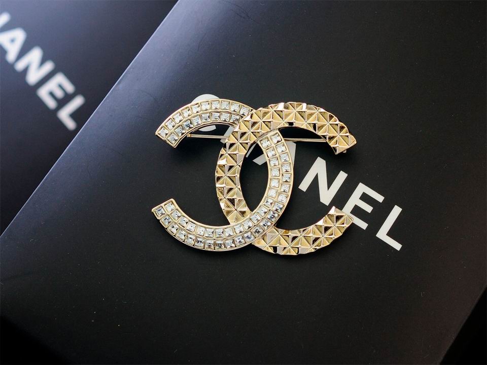 Wholesale womens fashion designer brooch for sale