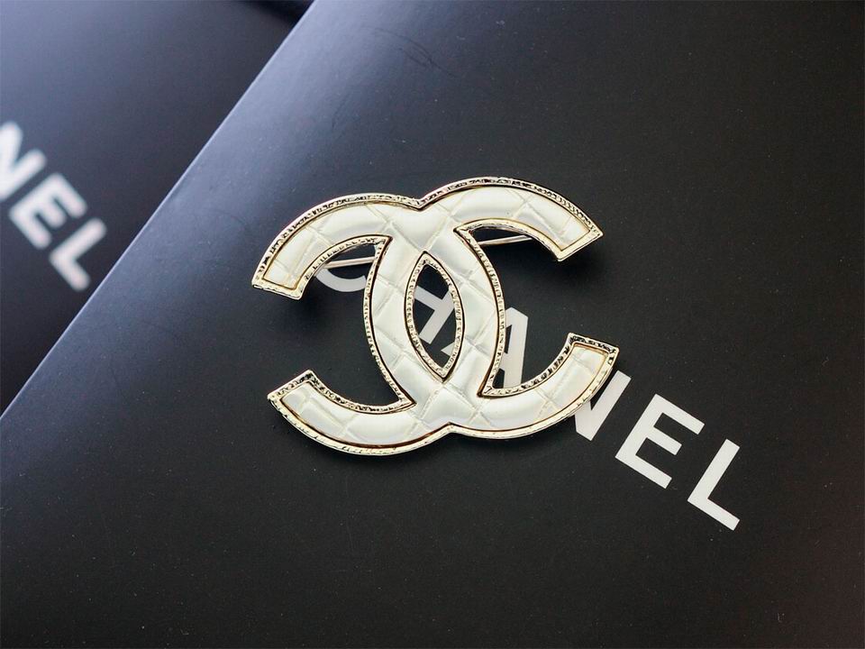 Wholesale womens fashion designer brooch for sale