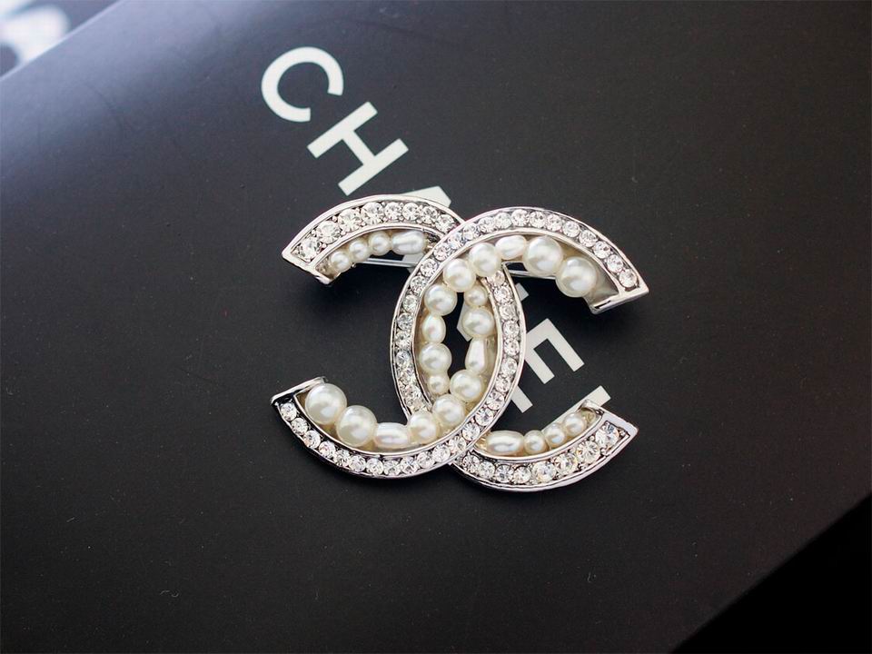 Wholesale womens fashion designer brooch for sale