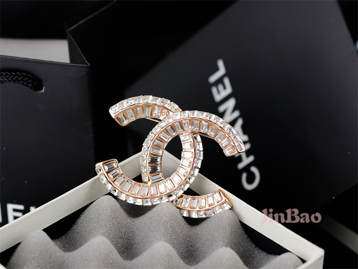 Wholesale womens fashion designer brooch for sale