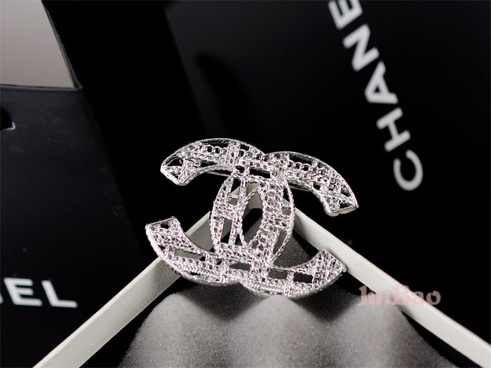 Wholesale womens fashion designer brooch for sale