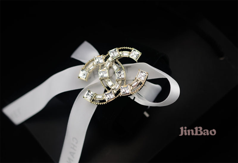 Wholesale womens fashion designer brooch for sale