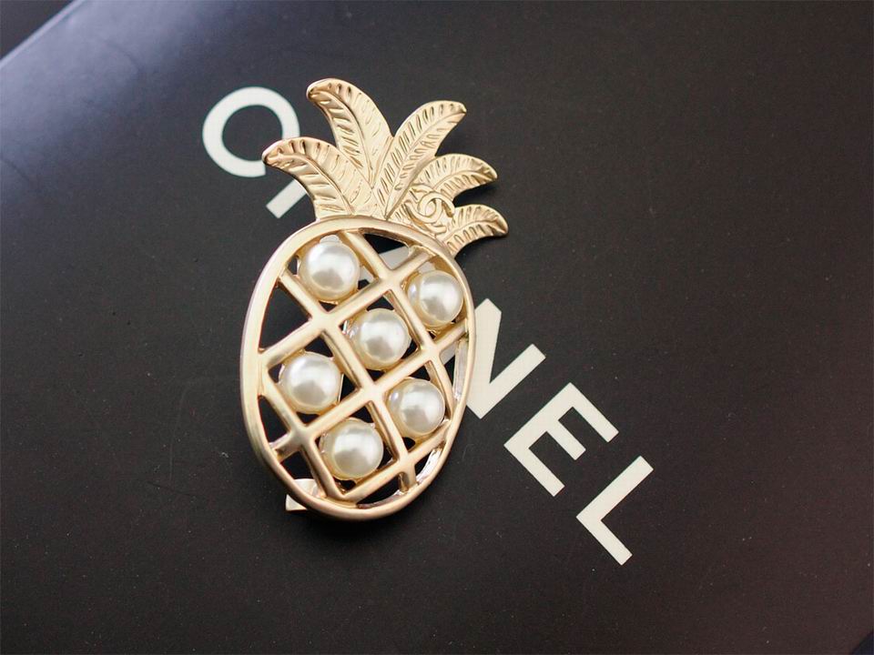 Wholesale womens fashion designer brooch for sale
