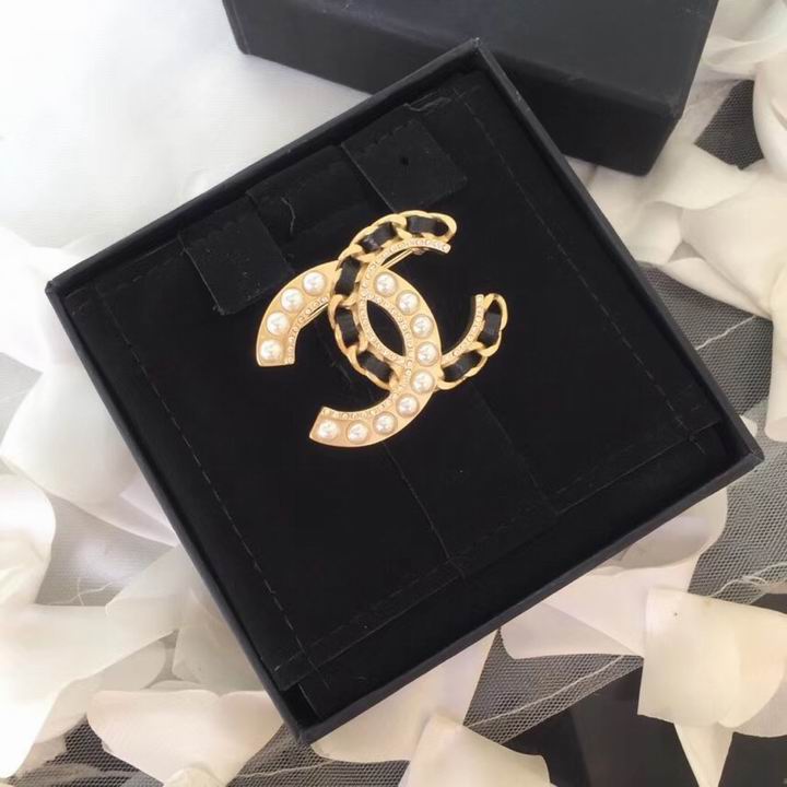 Wholesale womens fashion designer brooch for sale