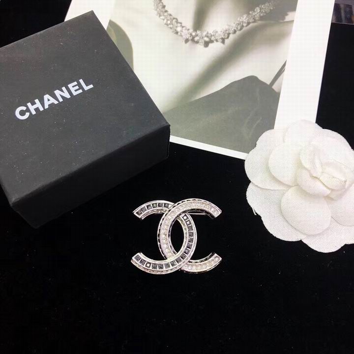 Wholesale womens fashion designer brooch for sale