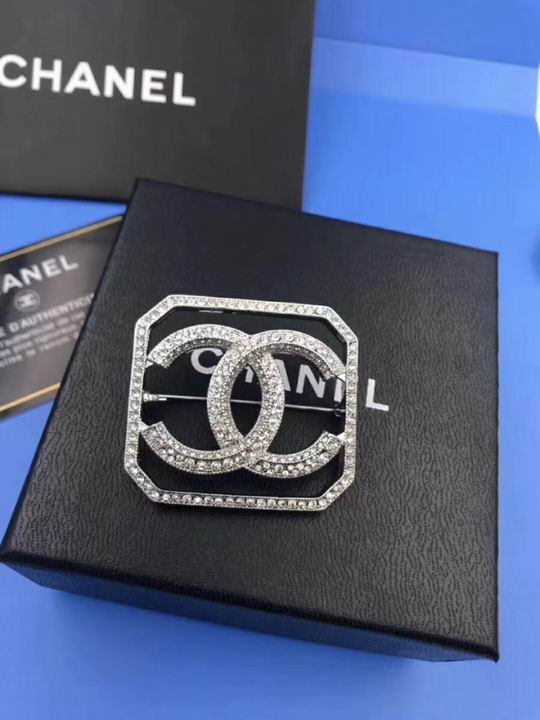 Wholesale womens fashion designer brooch for sale