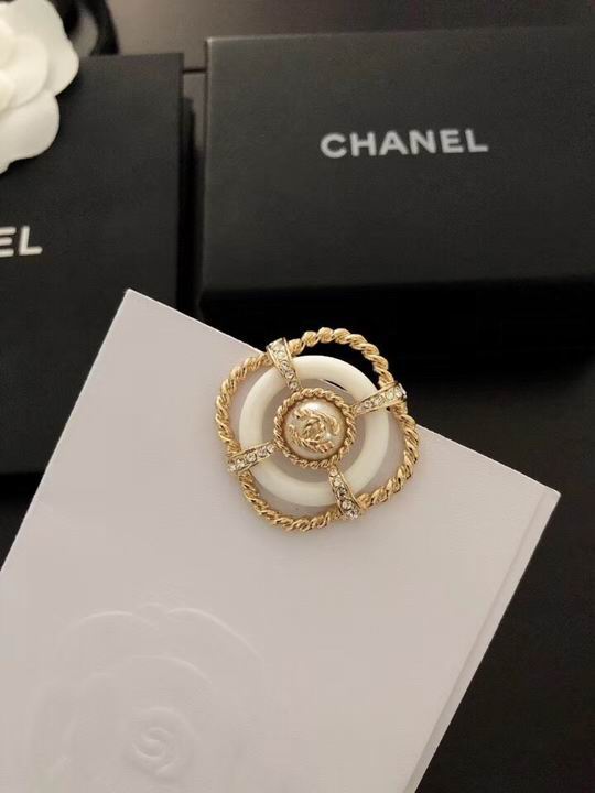 Wholesale womens fashion designer brooch for sale