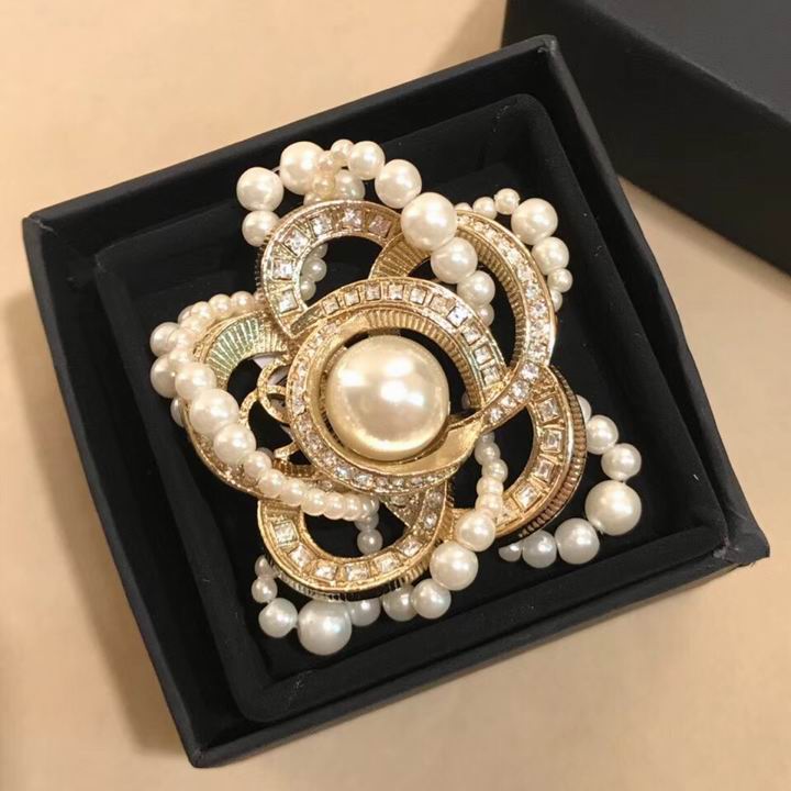 Wholesale womens fashion designer brooch for sale