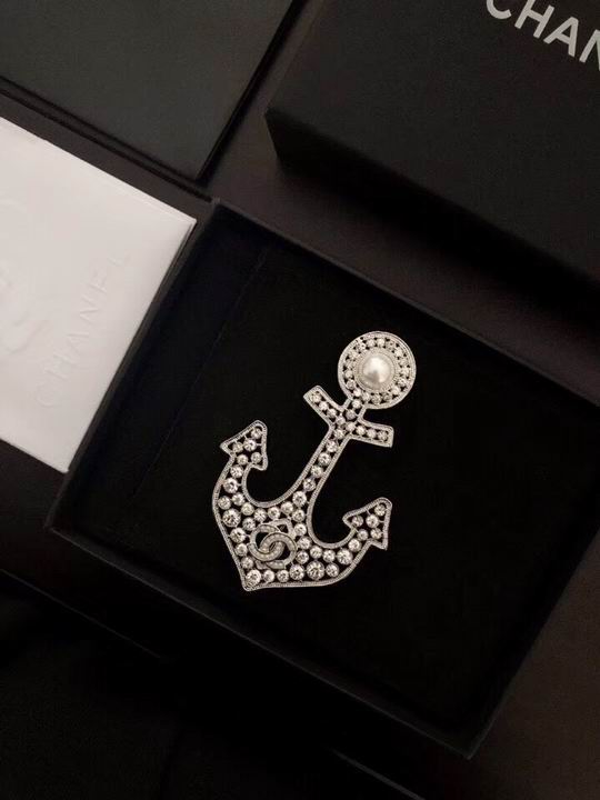 Wholesale womens fashion designer brooch for sale