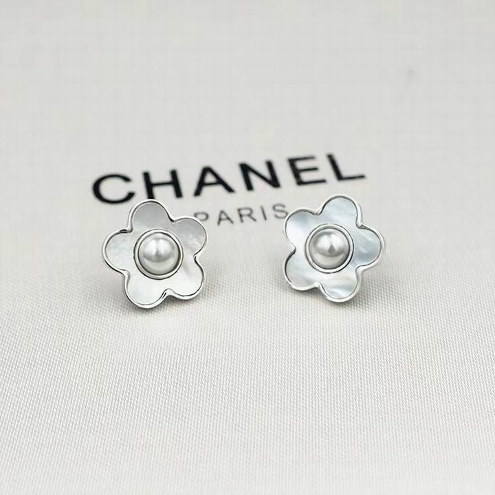 Wholesale high fashion brand earrings