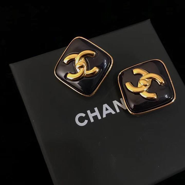 Wholesale high fashion brand earrings