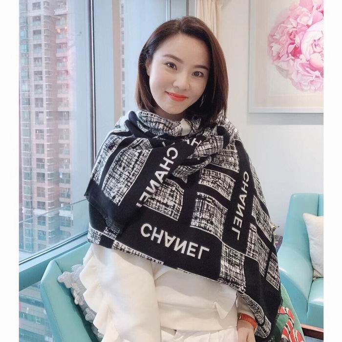 Wholesale Cheap Women Designer Scarf for sale