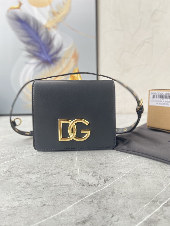 Wholesale Cheap AAA DG Replica Designer bags for Sale