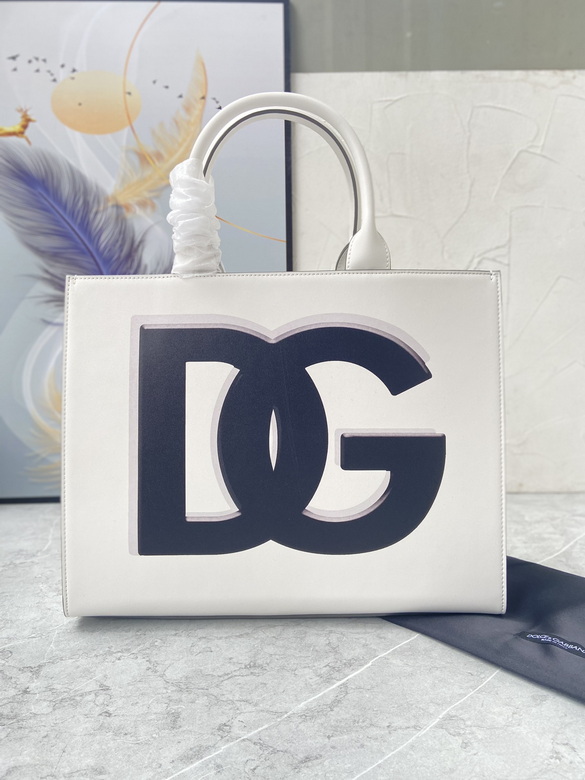 Wholesale Cheap AAA DG Replica Designer bags for Sale