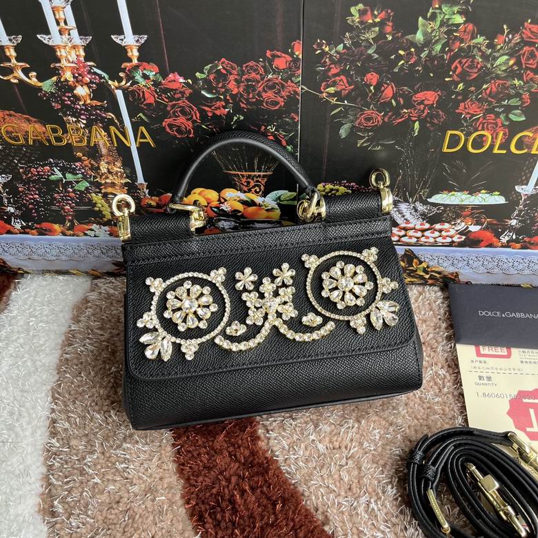 Wholesale Cheap AAA quality D.olce Gabbana Replica Tote Shoulder Bags for Sale