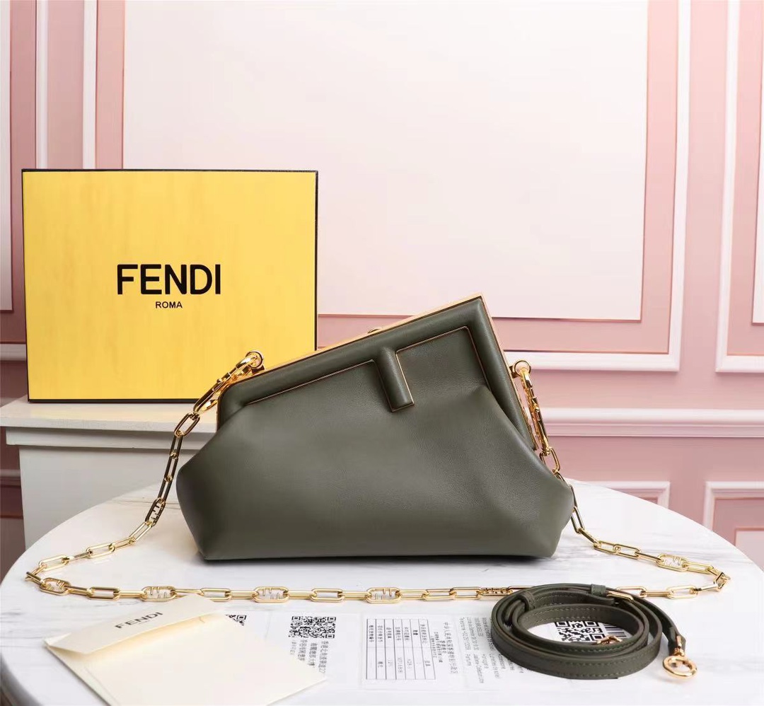 Wholesale Cheap AAA Fendi Replica Designer bags for Sale