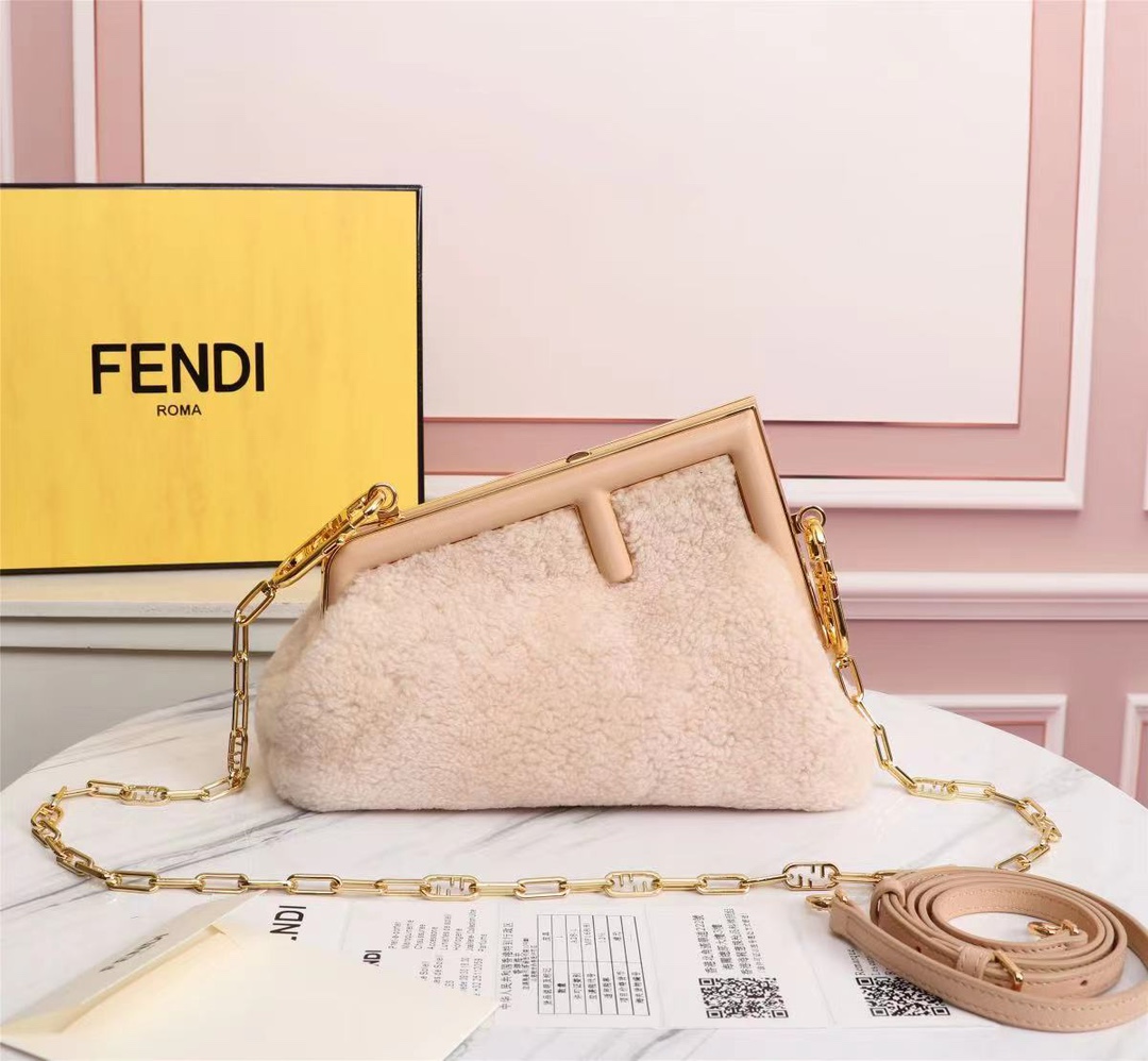 Wholesale Cheap AAA Fendi Replica Designer bags for Sale