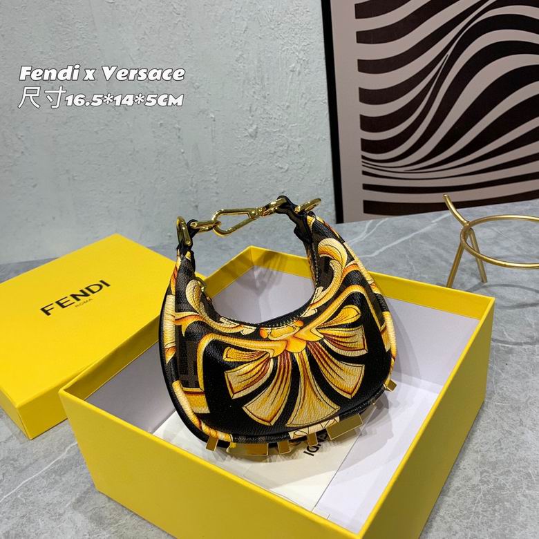 Wholesale Cheap AAA Fendi Replica Designer bags for Sale