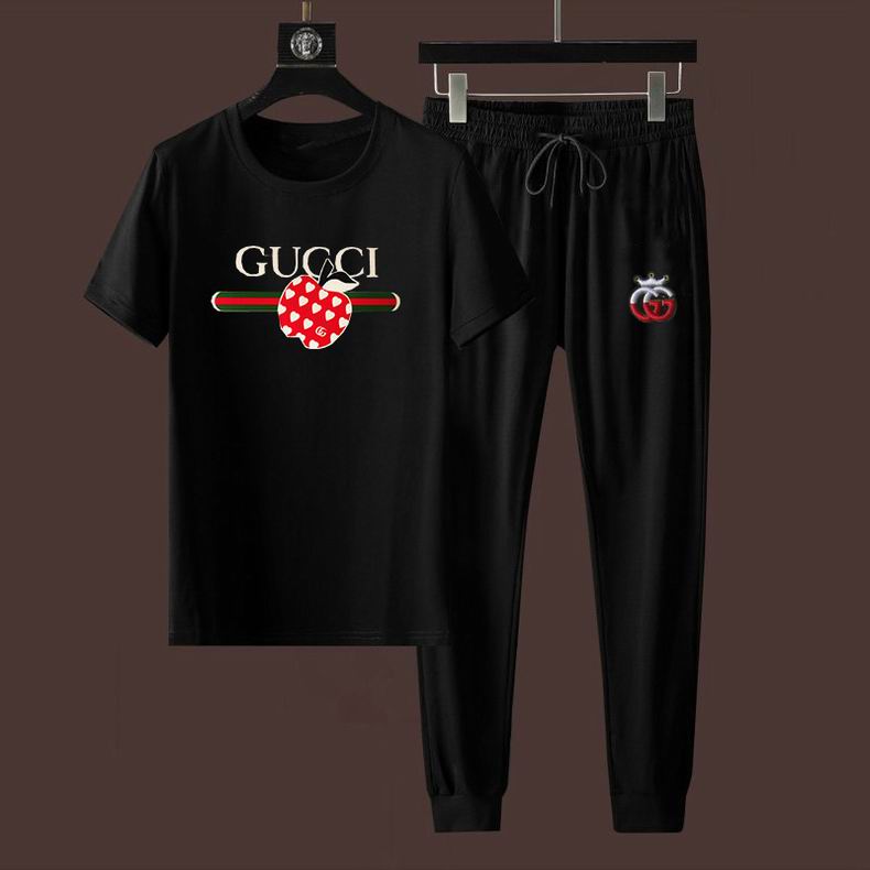 Wholesale Cheap G ucci Short Sleeve Tracksuits for Sale