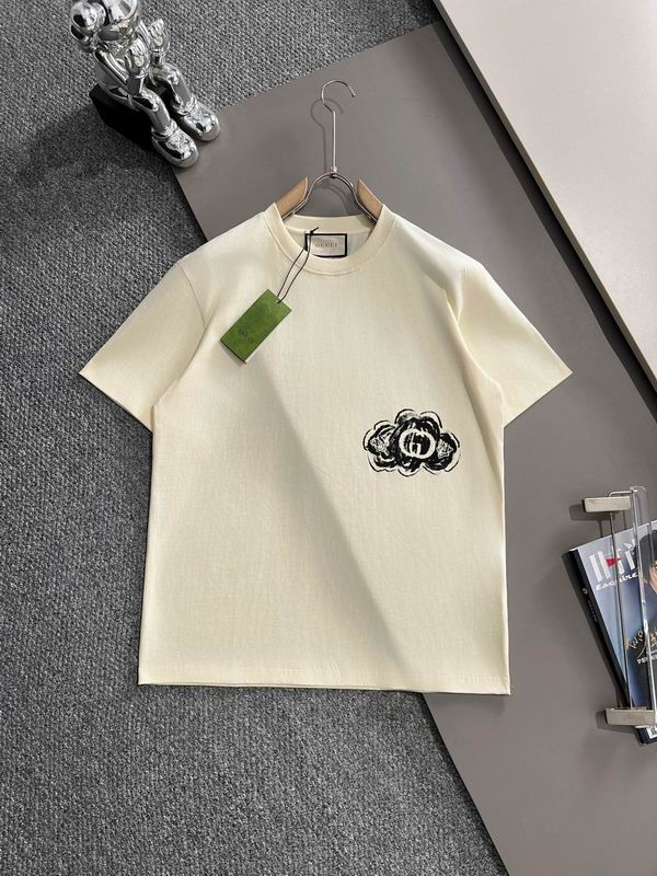 Wholesale High-quality Women's G.ucci Short Sleeve Crew Neck Replica T-Shirts for sale
