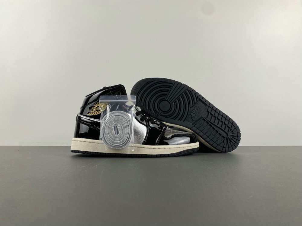 Jordan 1 Mid SE Black Metallic Silver Sail Metallic Gold (GS) Sneaker FZ39380-001