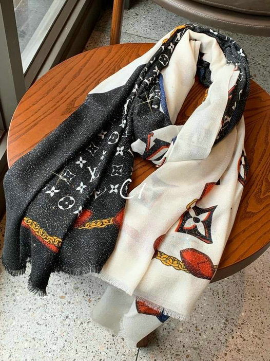 Wholesale Cheap LV Designer Scarves for Sale