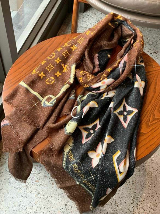 Wholesale Cheap LV Designer Scarves for Sale
