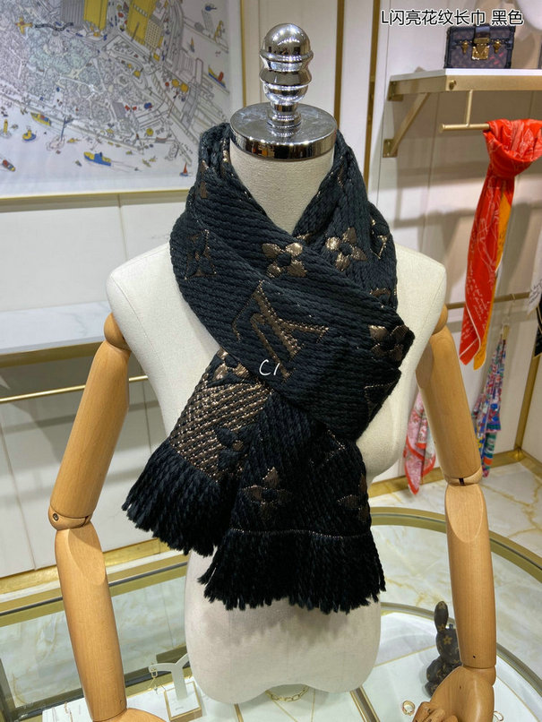 Wholesale Cheap LV Designer Scarves for Sale