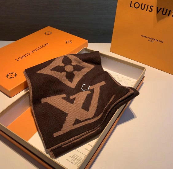 Wholesale Cheap LV Designer Scarves for Sale