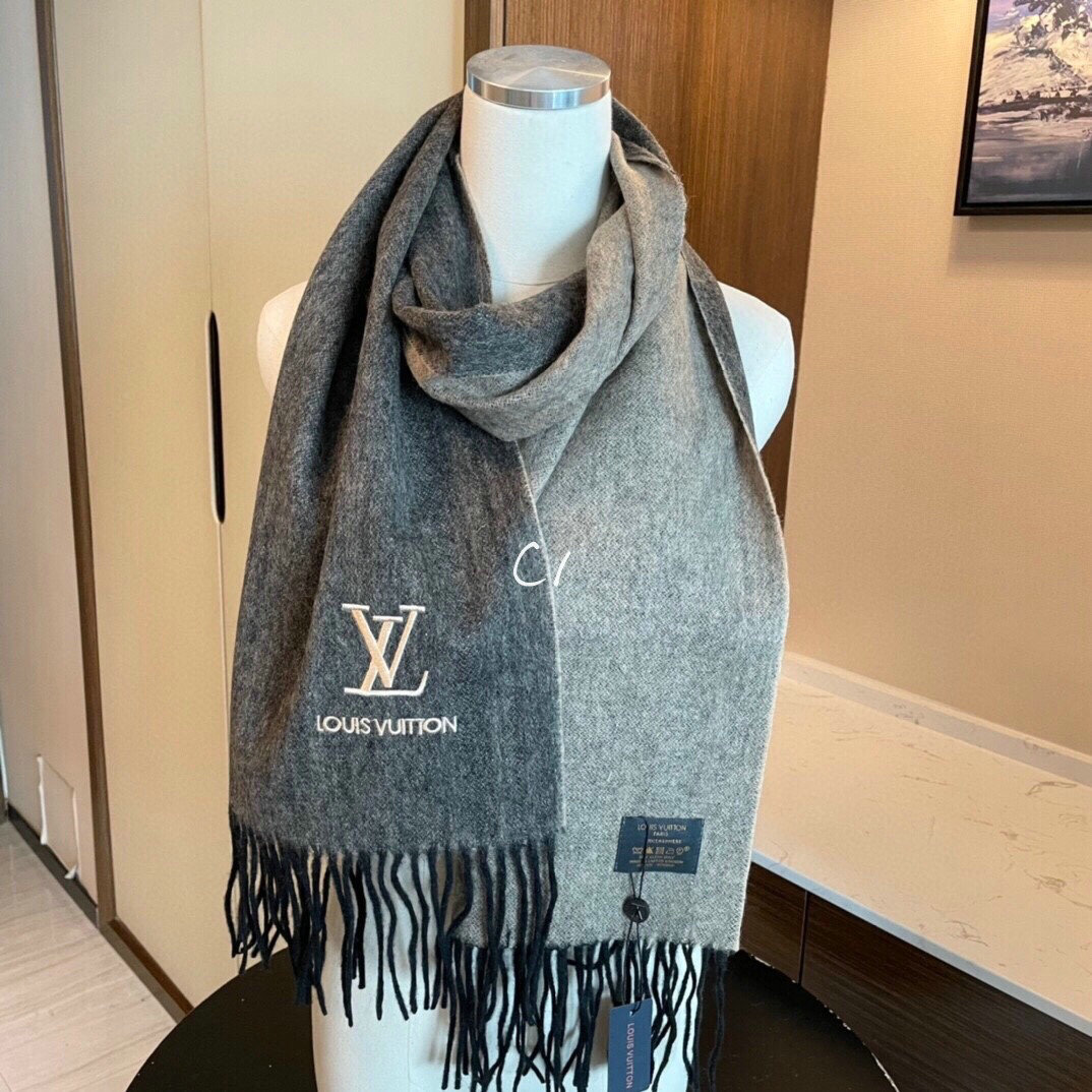 Wholesale Cheap LV Designer Scarves for Sale