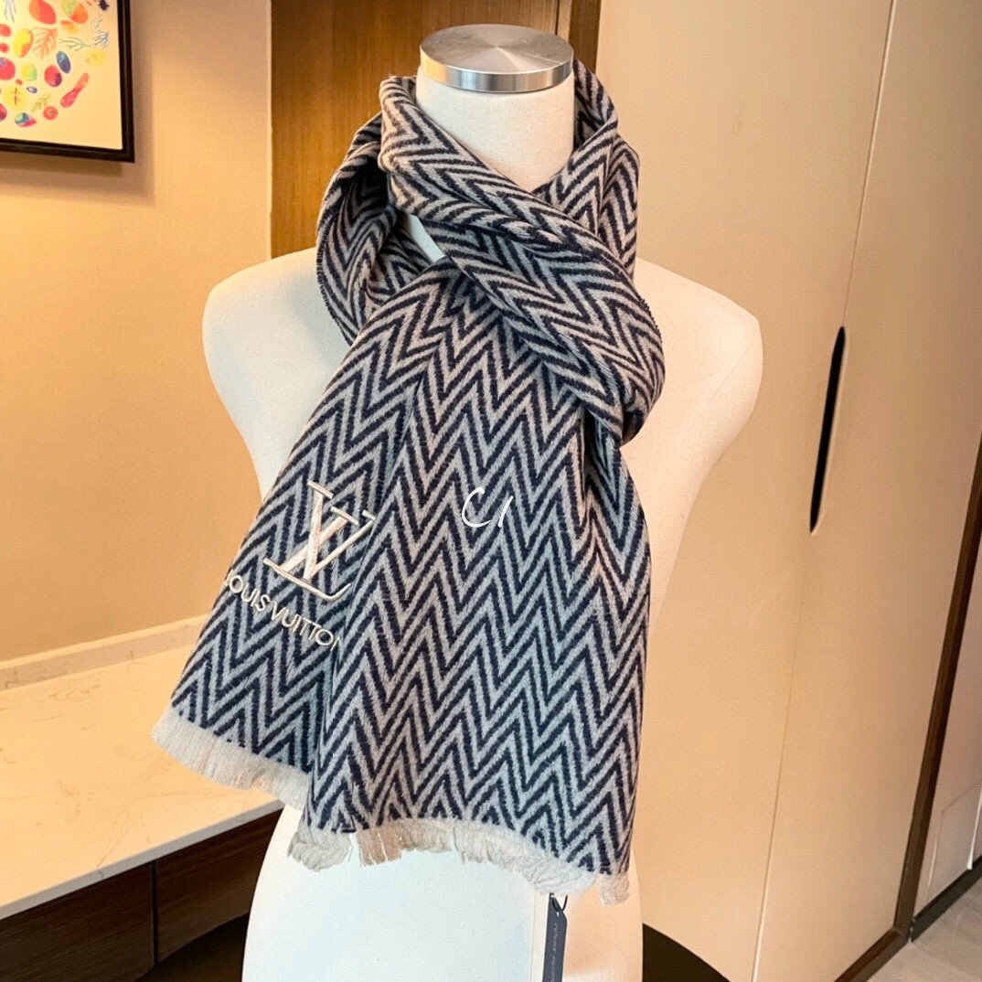 Wholesale Cheap LV Designer Scarves for Sale