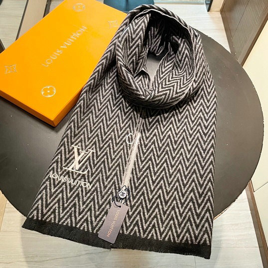 Wholesale Cheap LV Designer Scarves for Sale