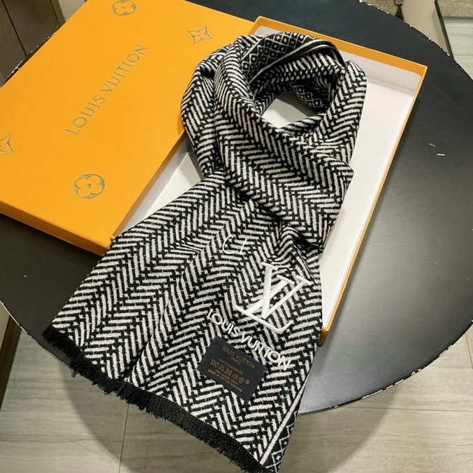 Wholesale Cheap LV Designer Scarves for Sale