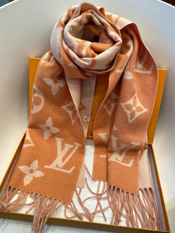 Wholesale Cheap LV Designer Scarves for Sale