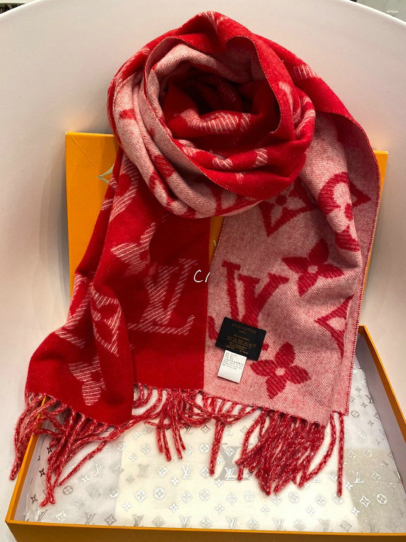 Wholesale Cheap LV Designer Scarves for Sale