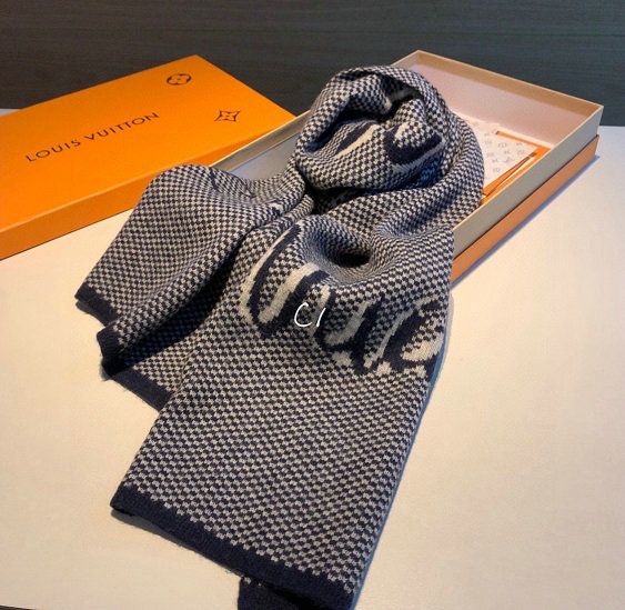 Wholesale Cheap LV Designer Scarves for Sale